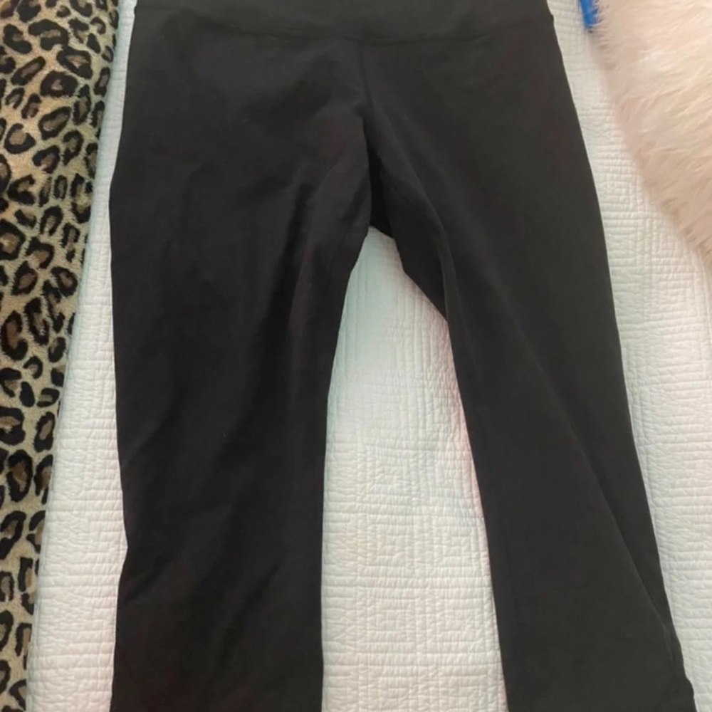 Lululemon cropped leggings